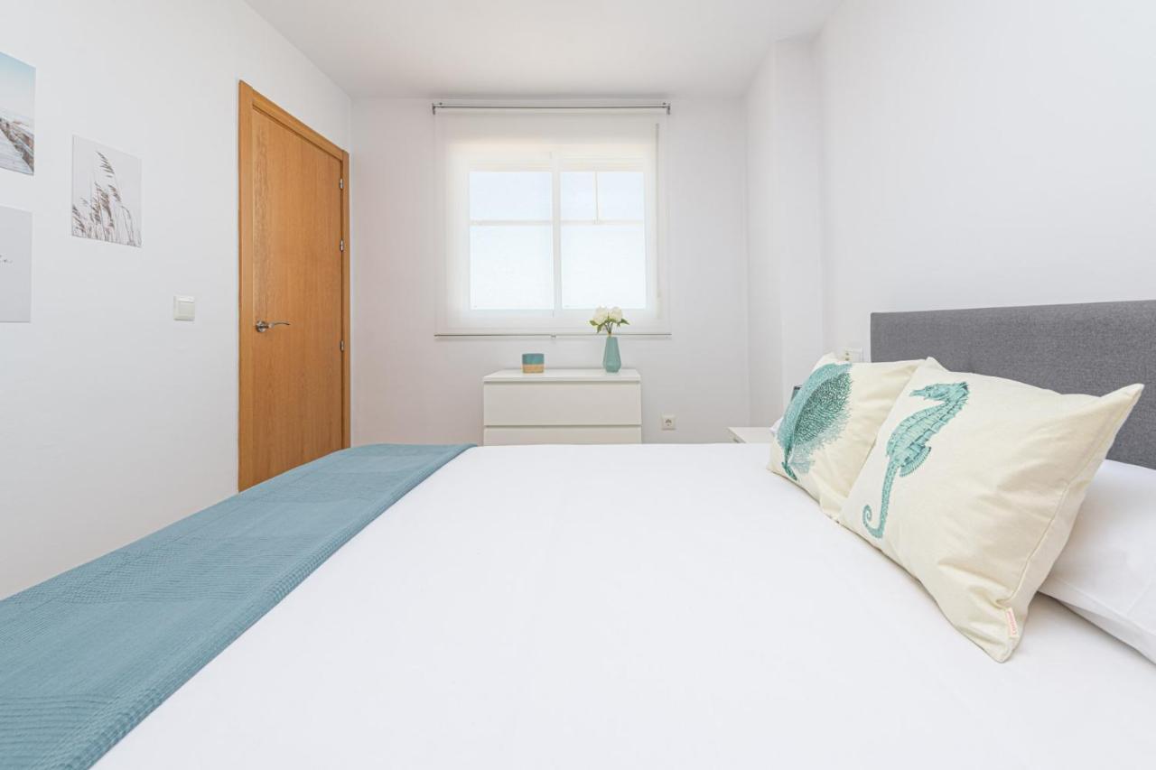 Wintowinrentals Amazing Front Sea View & Relax Torre de Benagalbon Exterior photo
